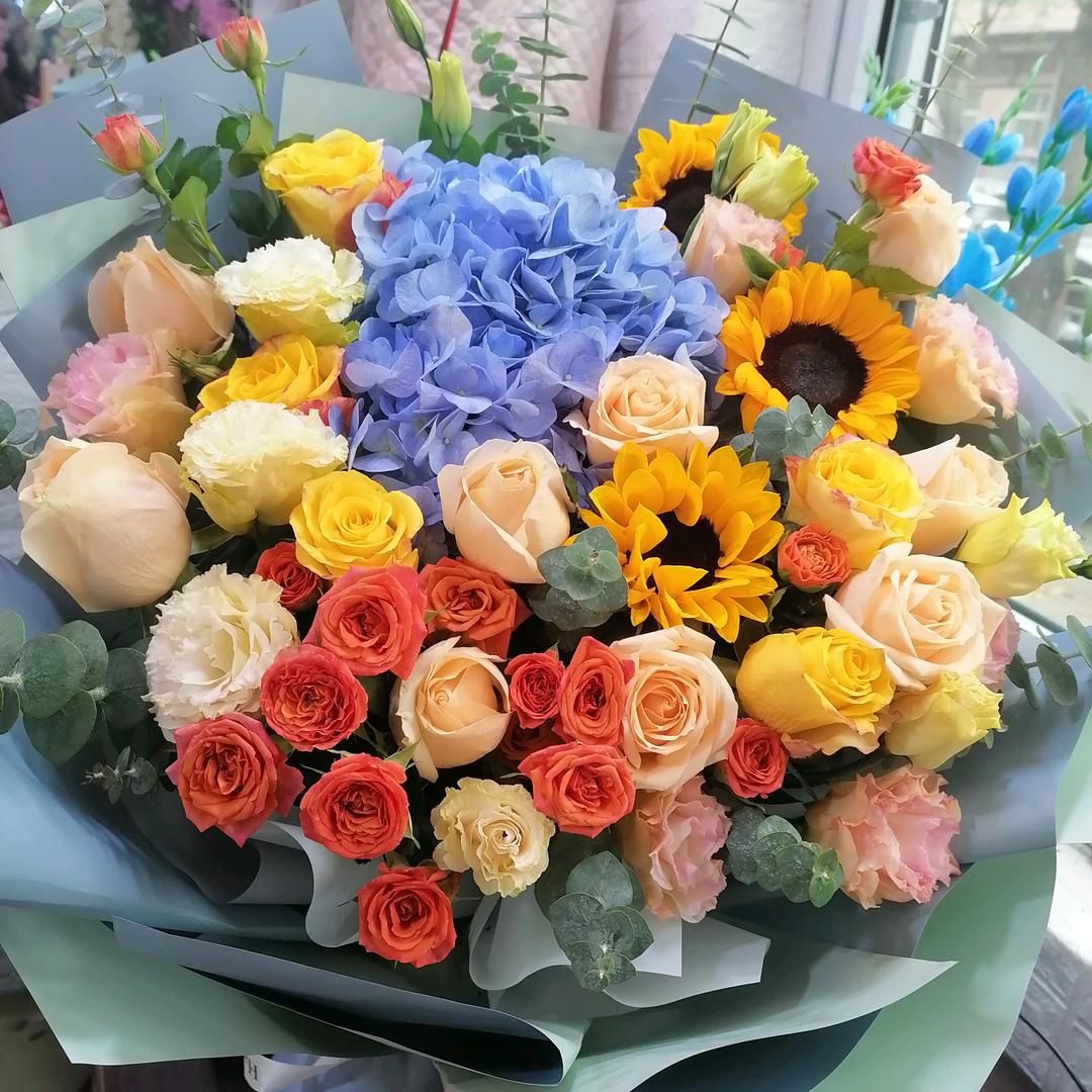 竹林鲜花婚庆