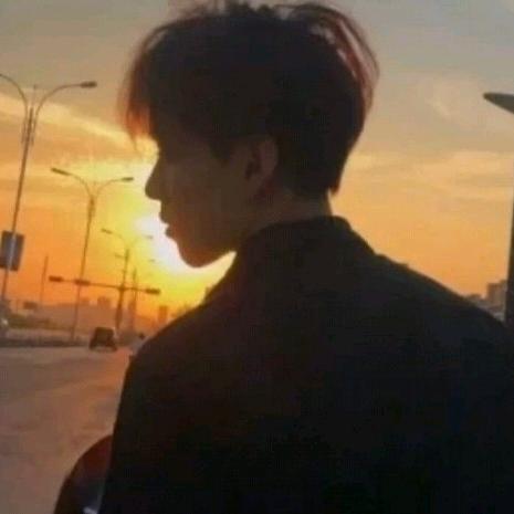 纤玖⚜️【枭雄】