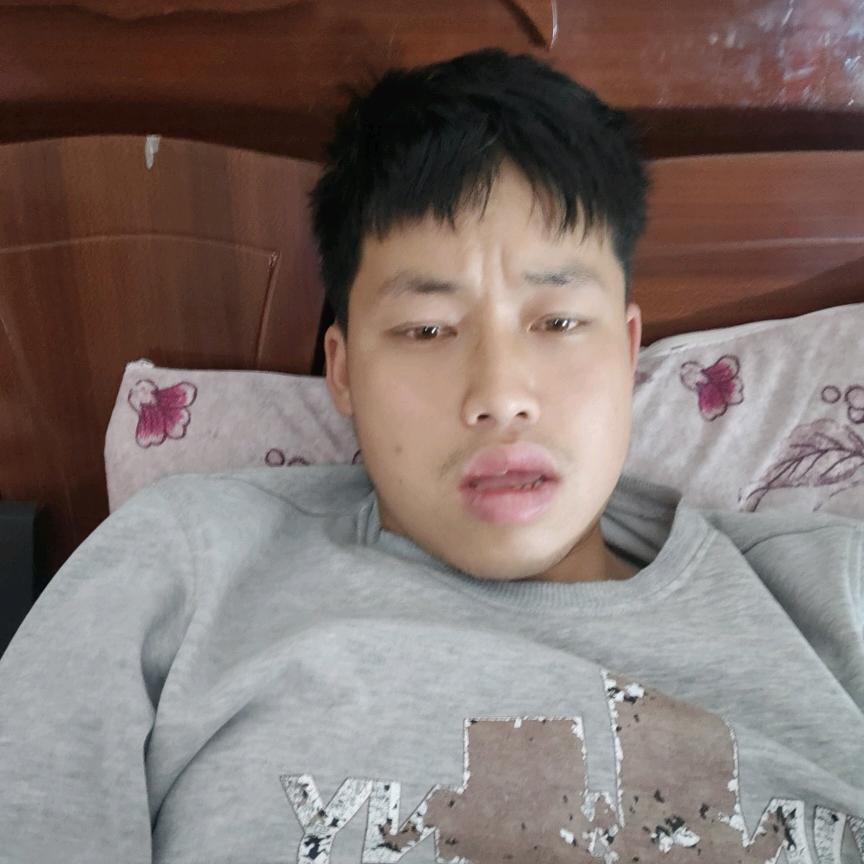 庭玉松