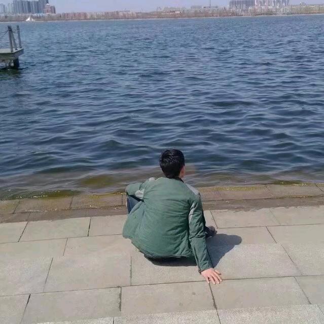迪丽黑8