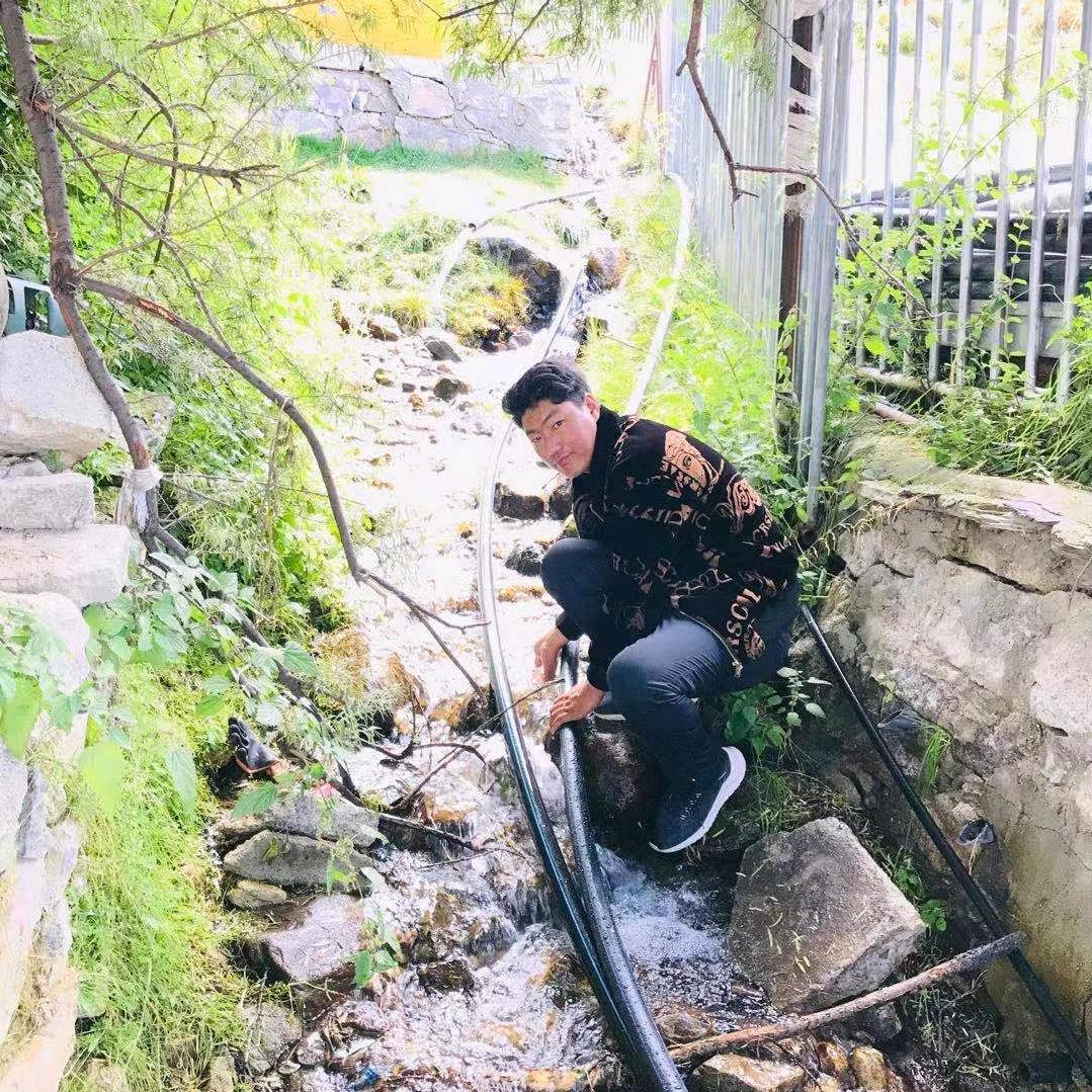 西珠江措