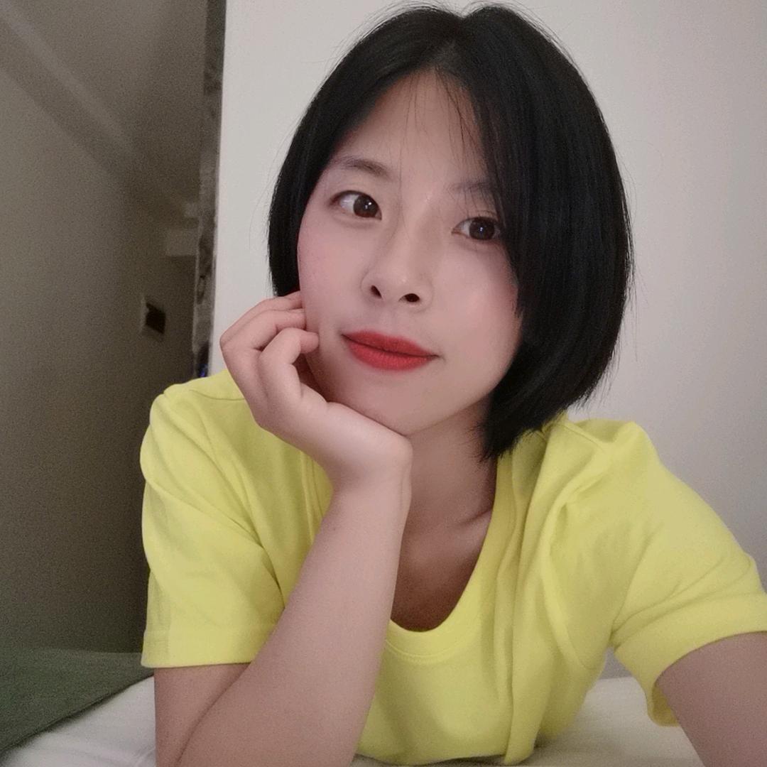 小芈栖花里美妆官方号