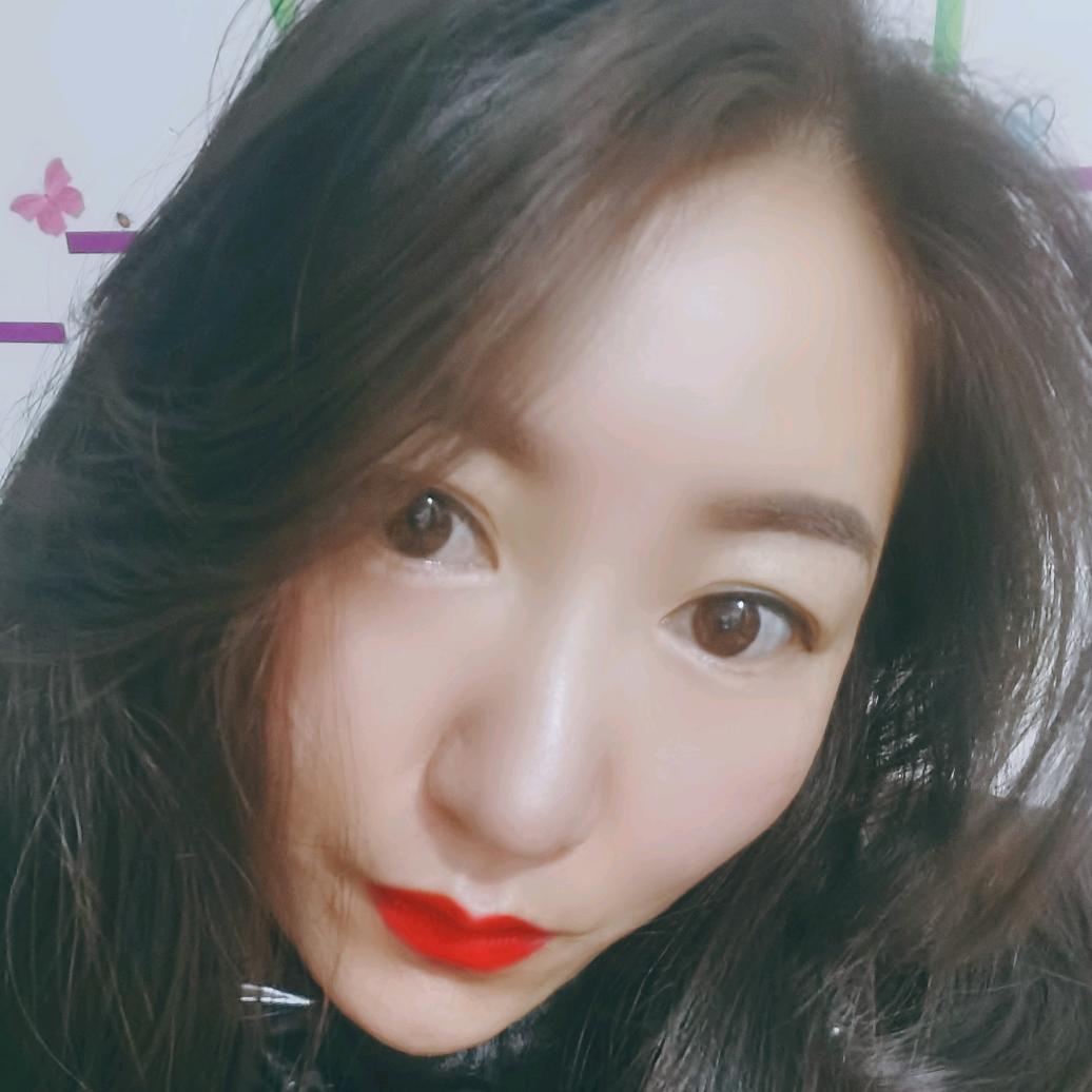 是霞霞呀【骑行小趴菜】