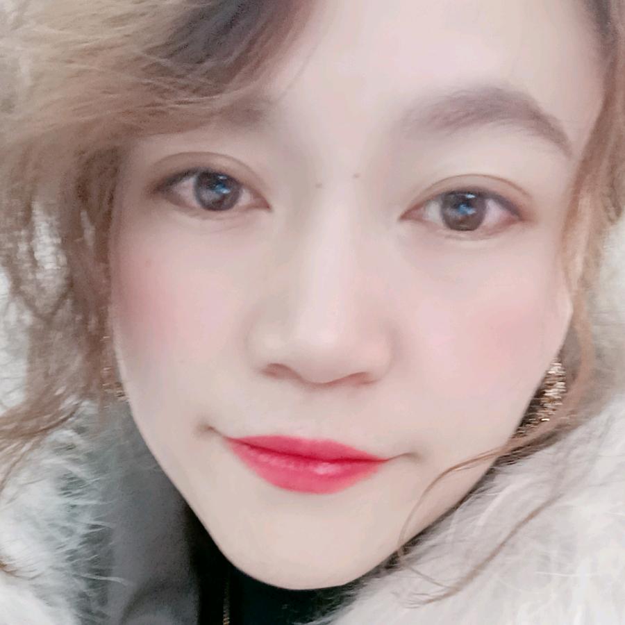 雪莉衣舍-界首市胜利西路集合店