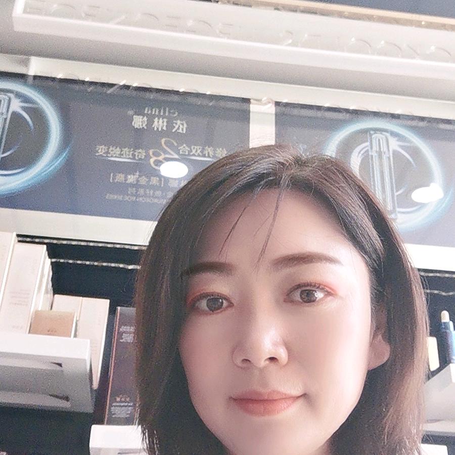 洛洛 依琳娜护肤专卖店