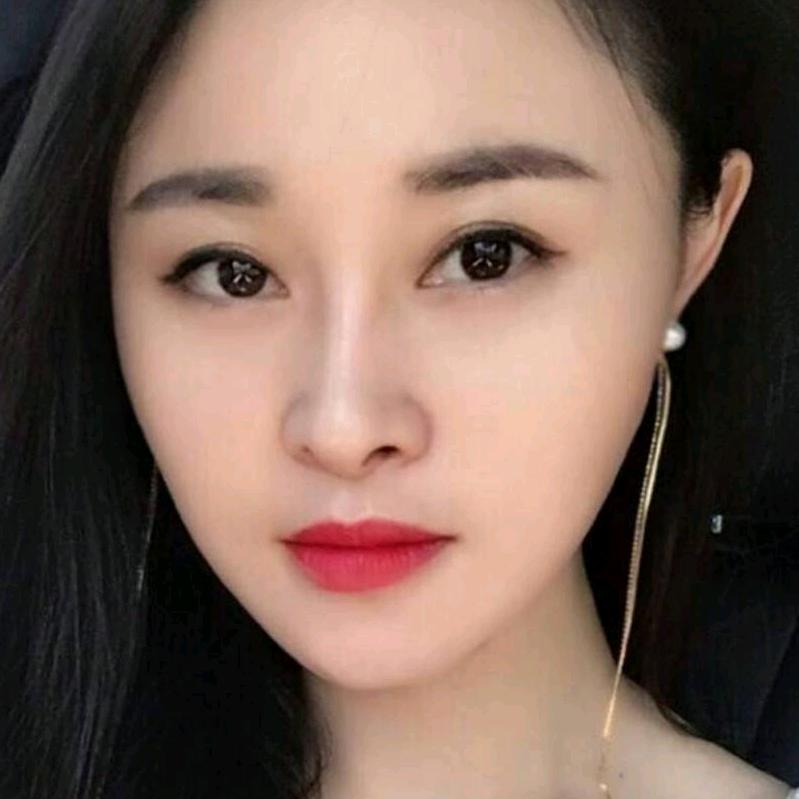 小不点🌹💍💄