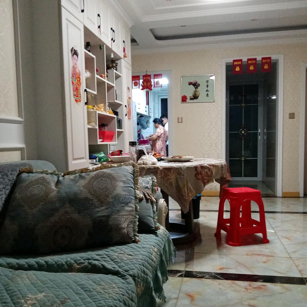 李健国