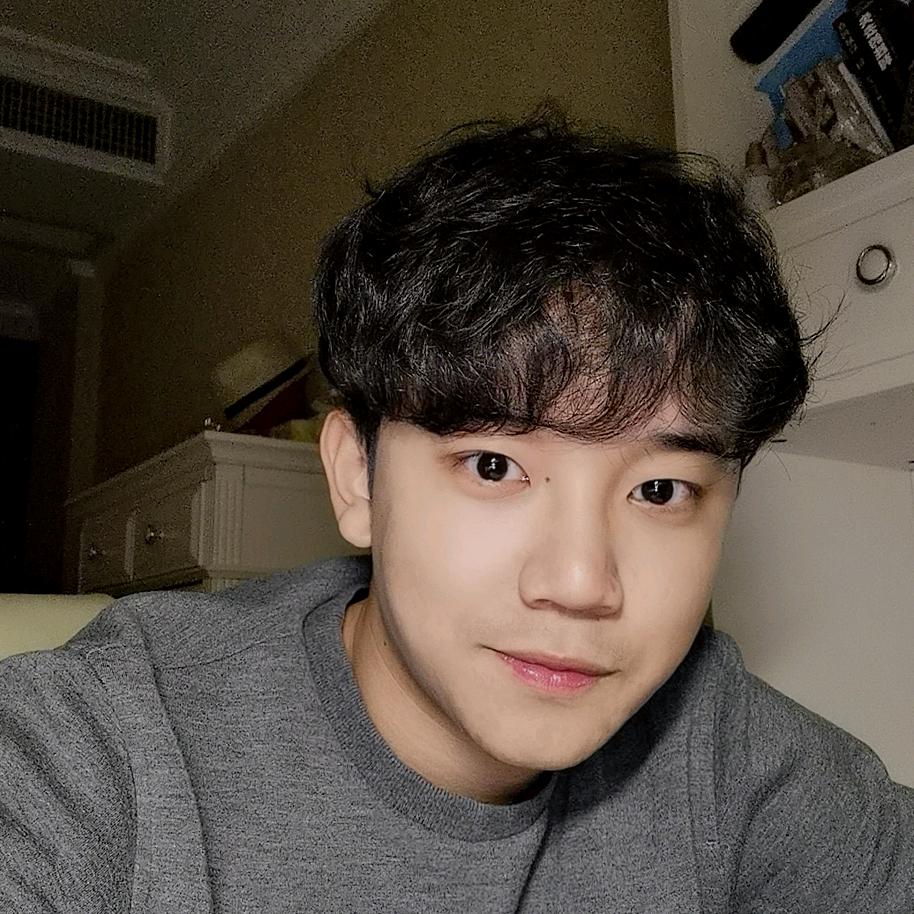 杨中天Rufus