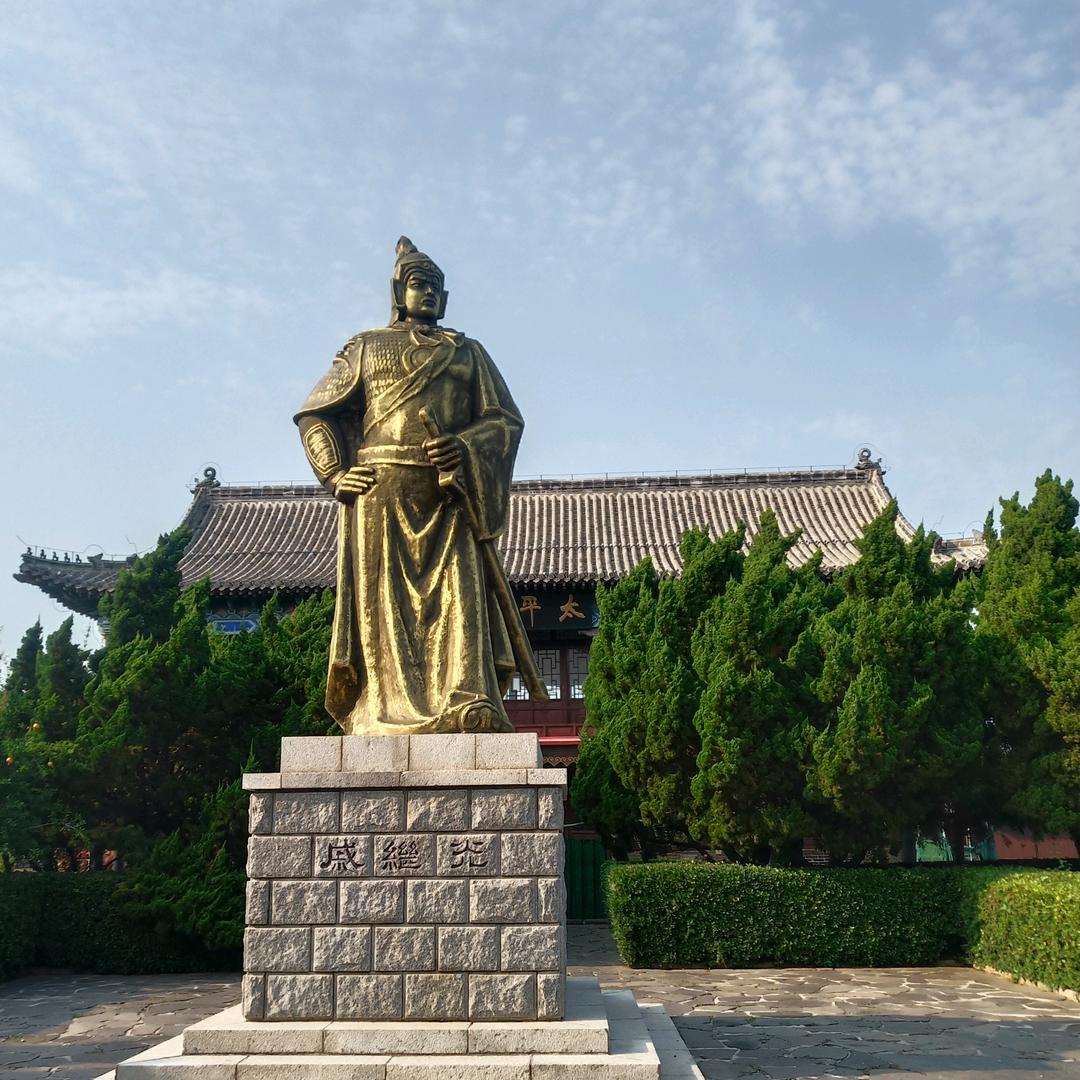 东旭袜子