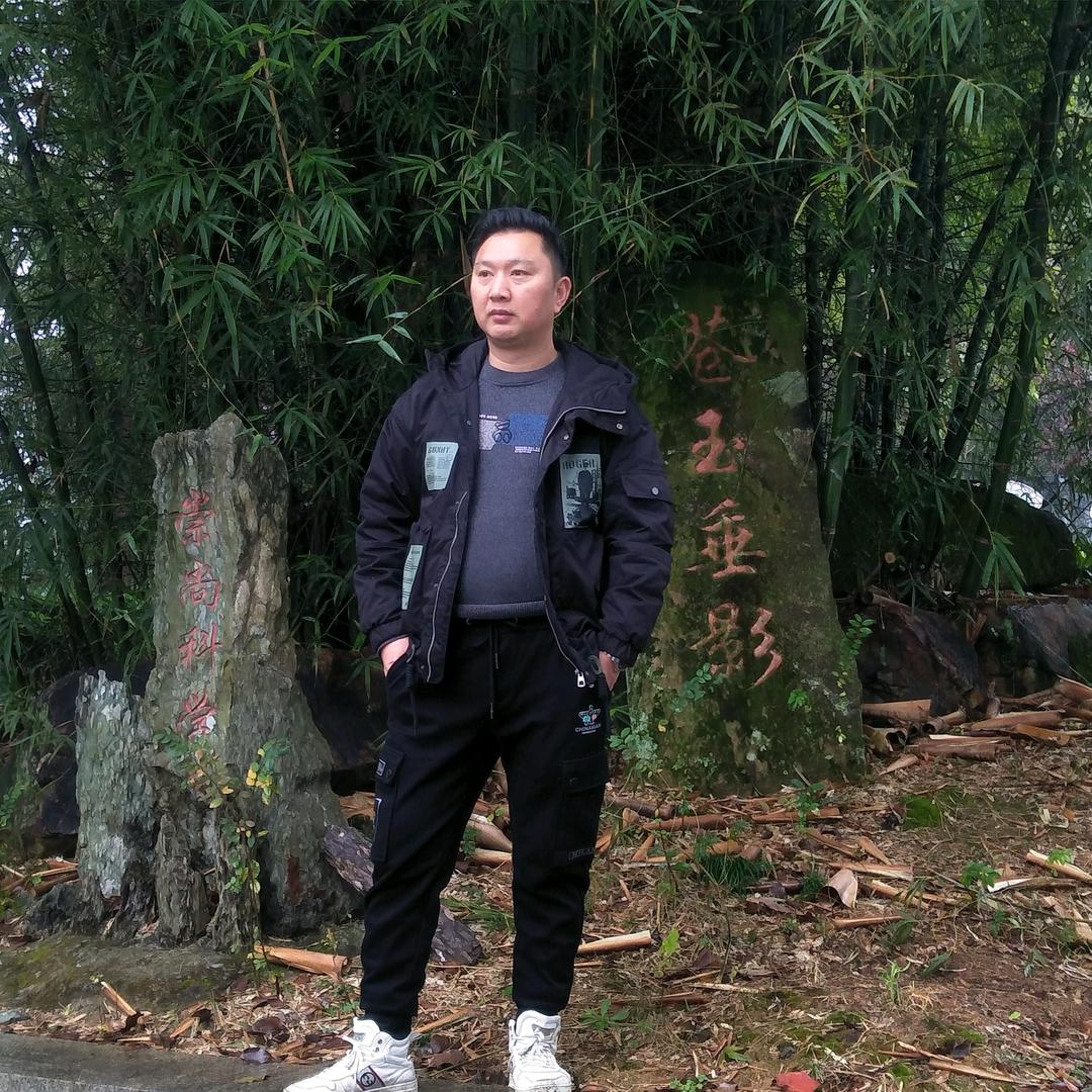 房陵酒哥