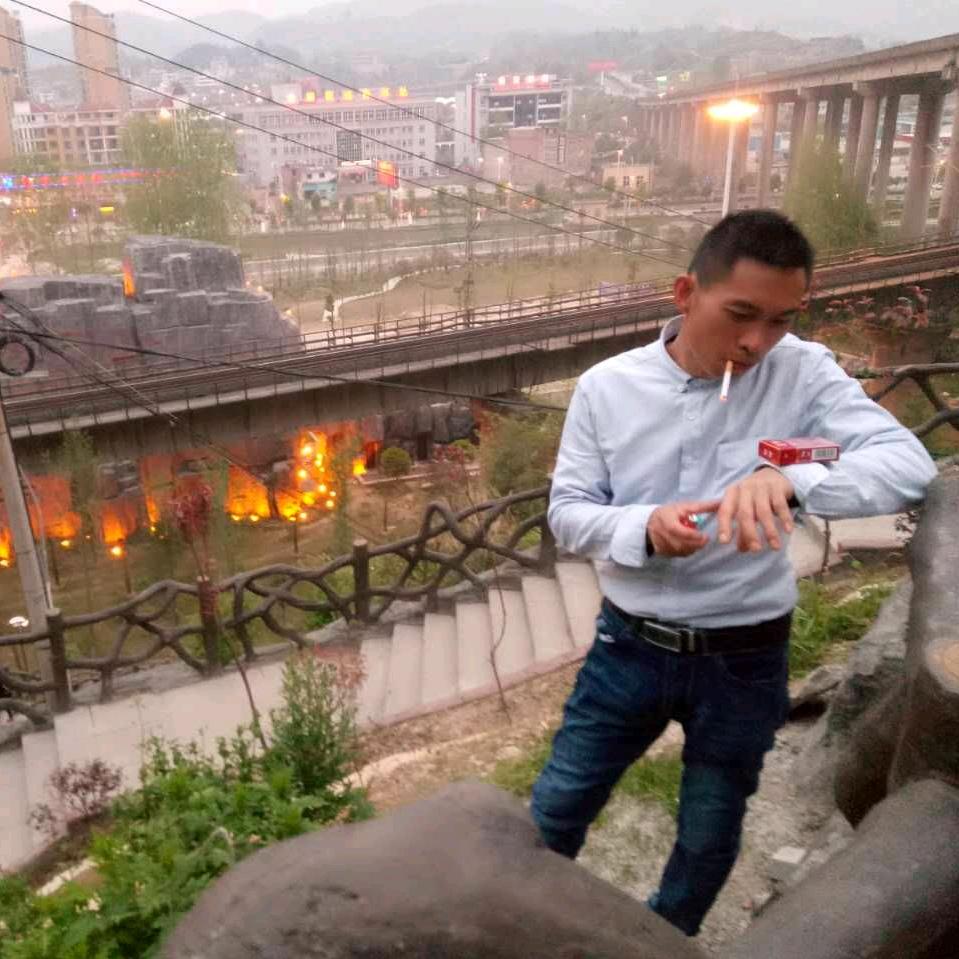 罗燕
