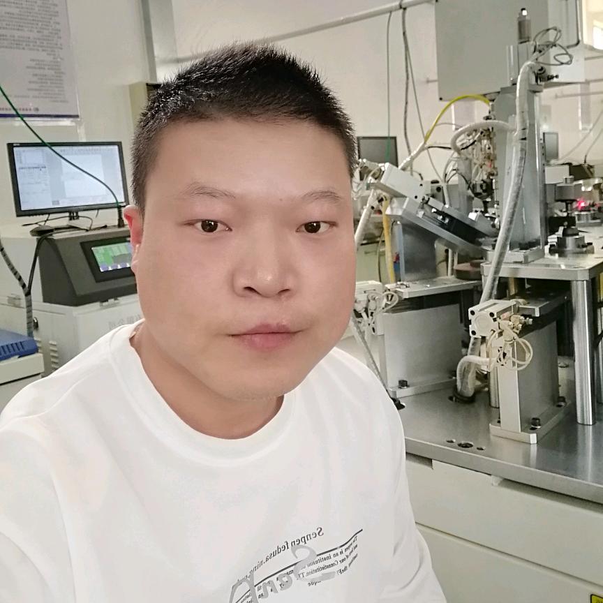 🌿໑ຼₒ₂₃ღ᭄单身小李🌿