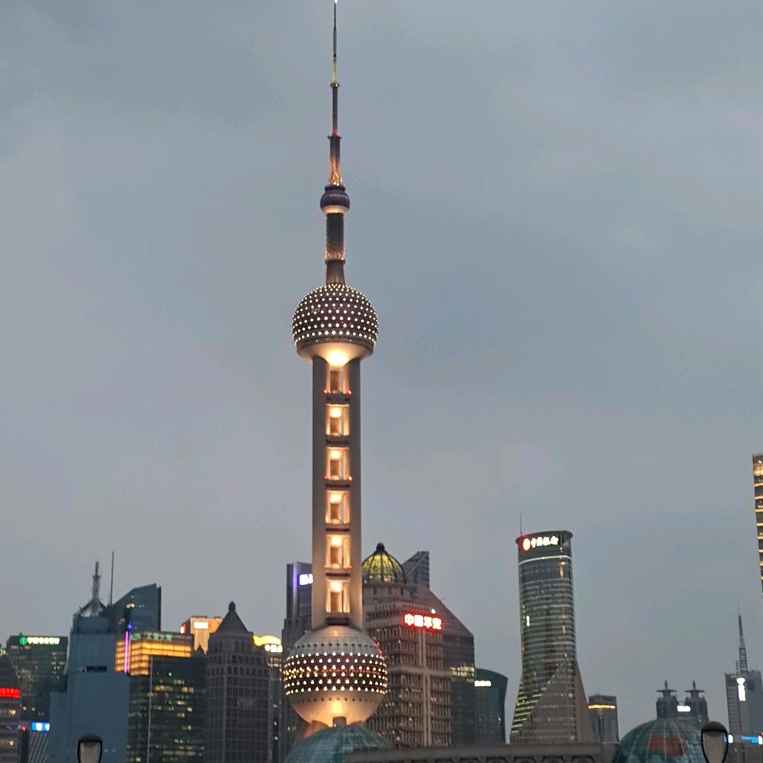 阿伟