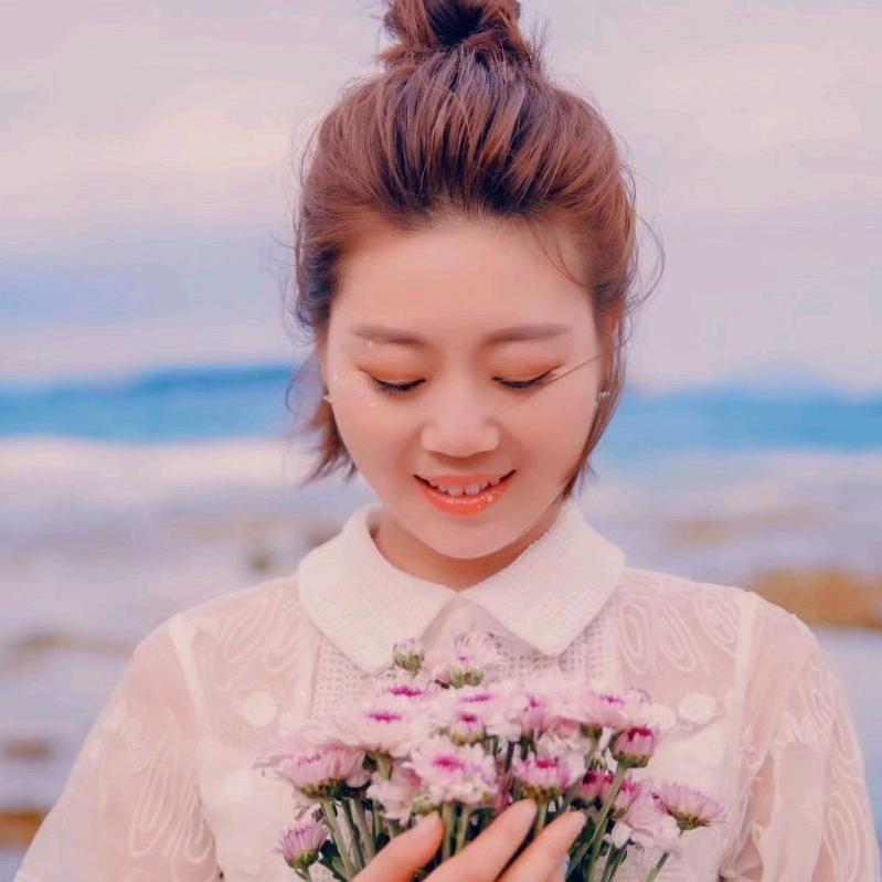 吖🌸铭铭