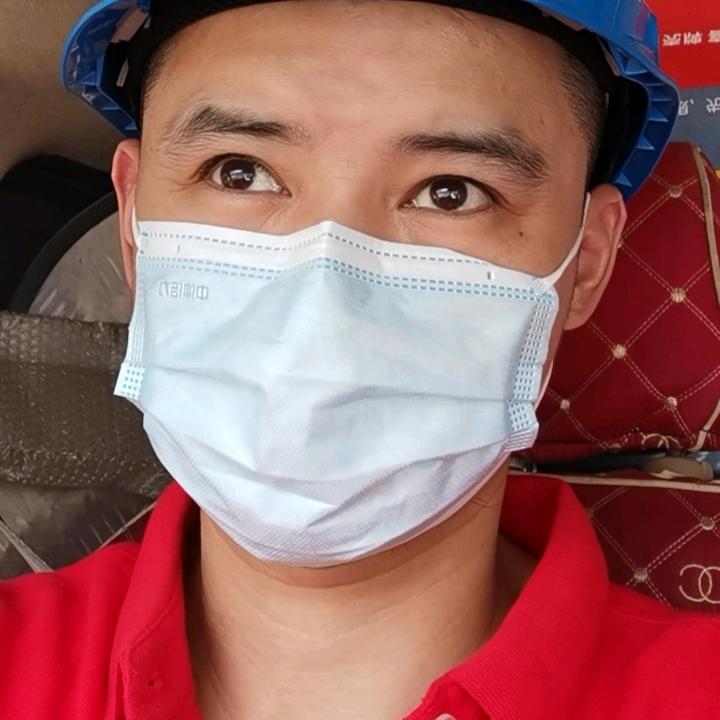 丑丑家的耙耳朵