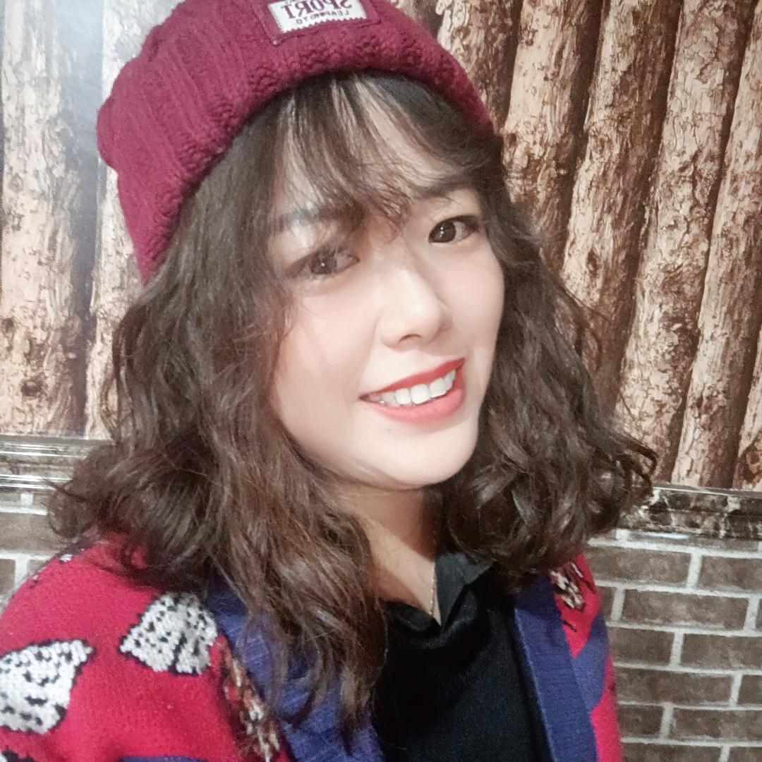 望瀑山庄老板娘