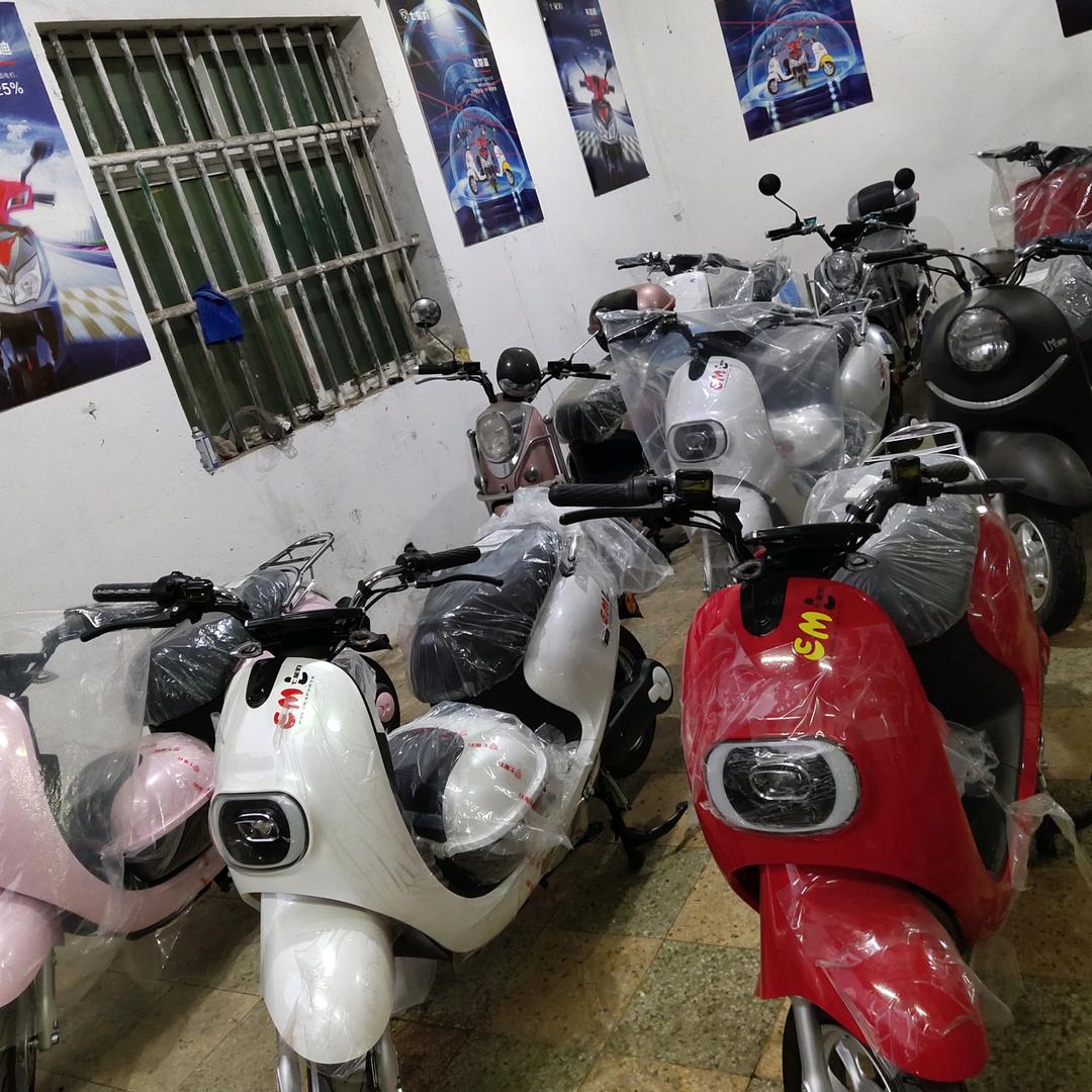 聚友车行绿佳电动车🛵