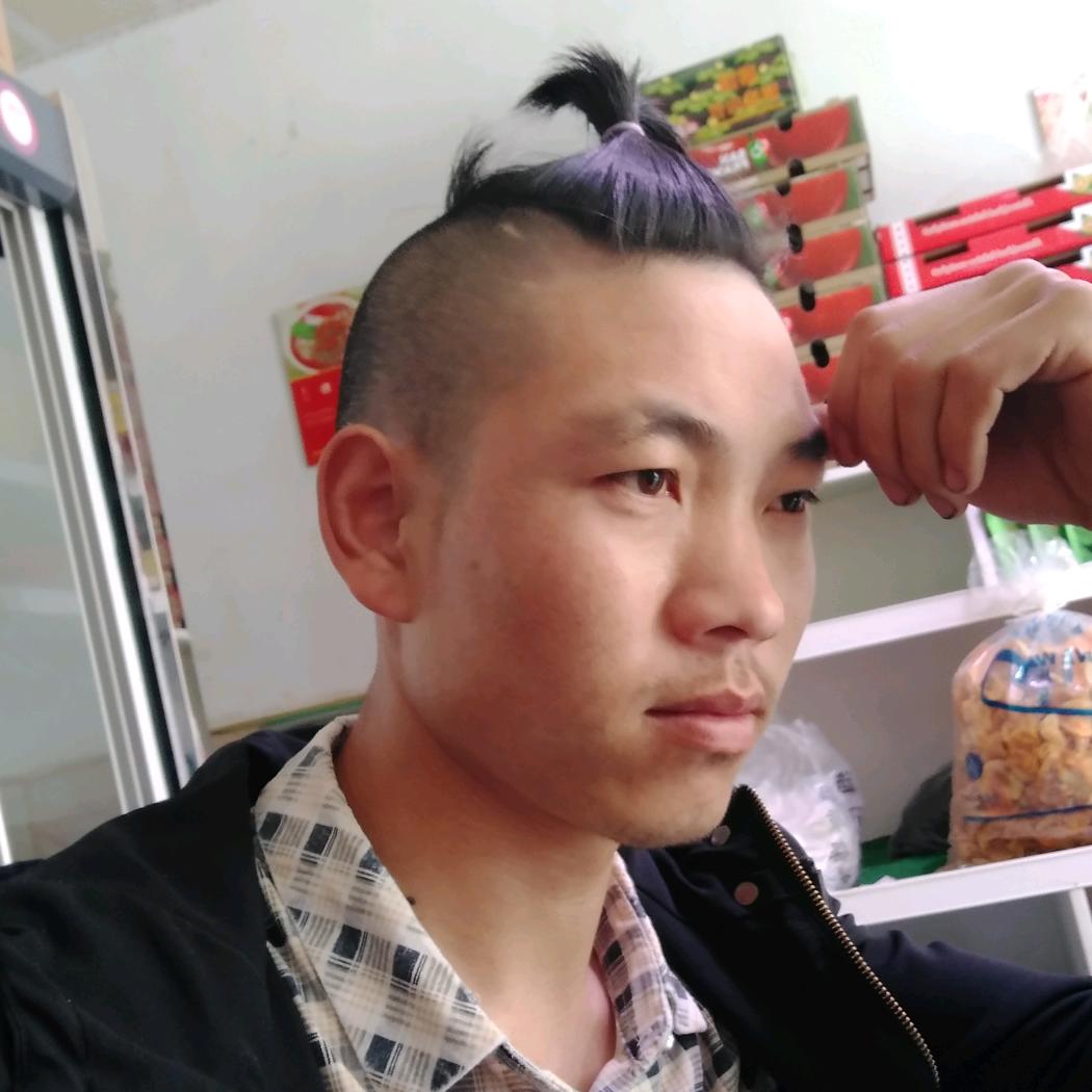 姚二哥，鲜果果