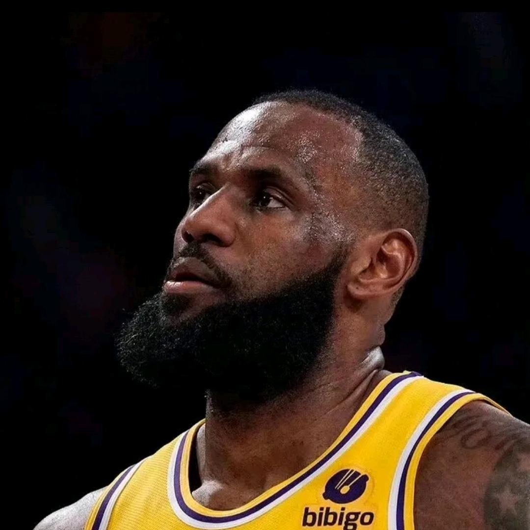 詹姆斯的皇冠👑