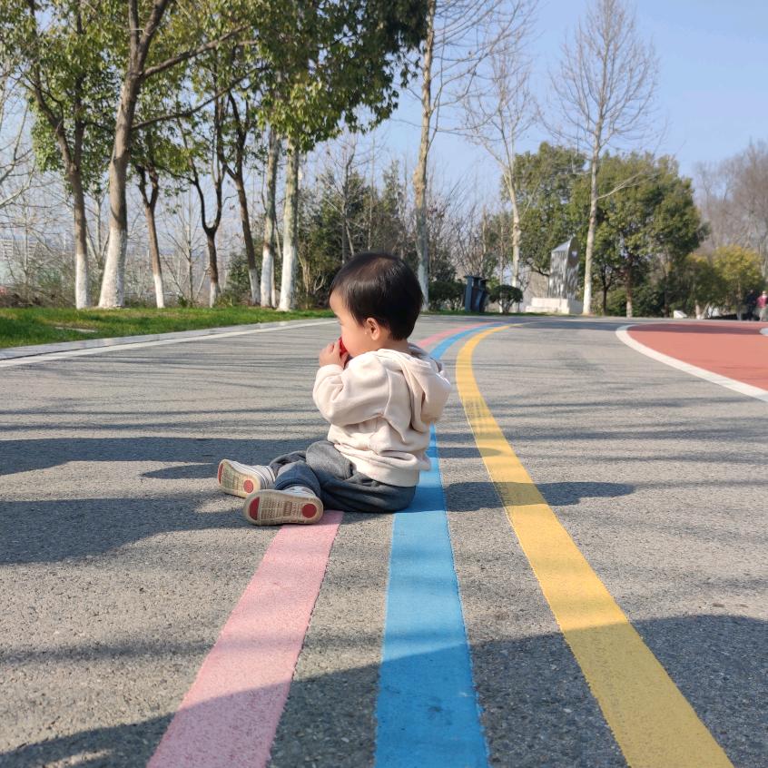 哎哟哟松果尼
