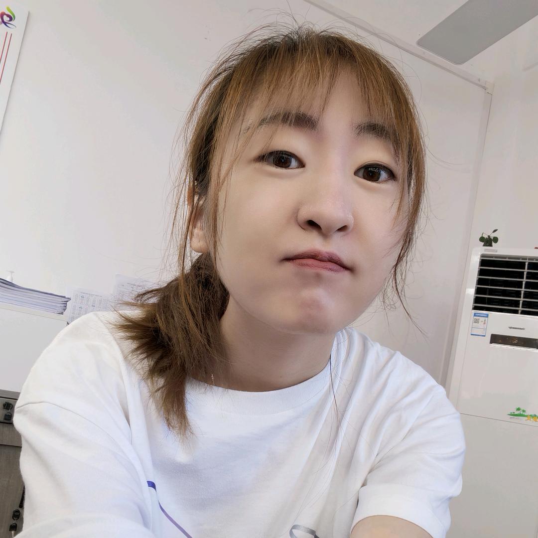 一口仨包子
