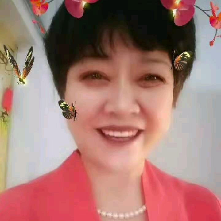 笑笑奶奶（延霞）