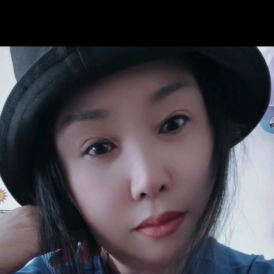 风中百合