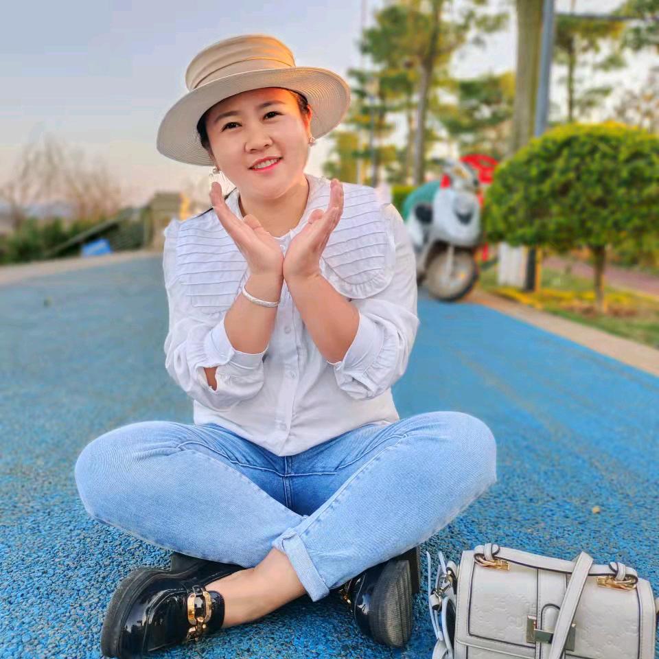 晴空万❤ (ˆ⌣ˆ)李