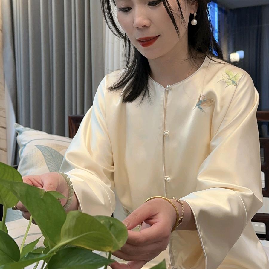 苏绣华裳刺绣工作室