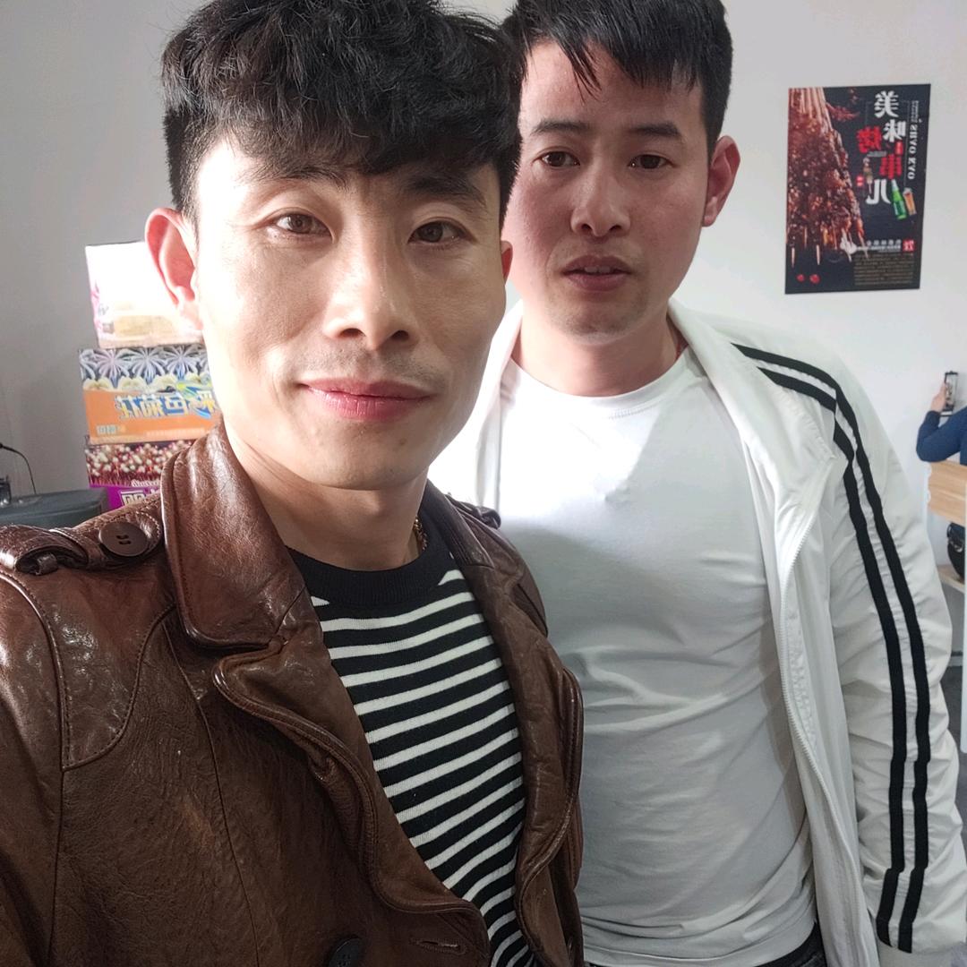 逗你玩蛋总守护☞贱哥
