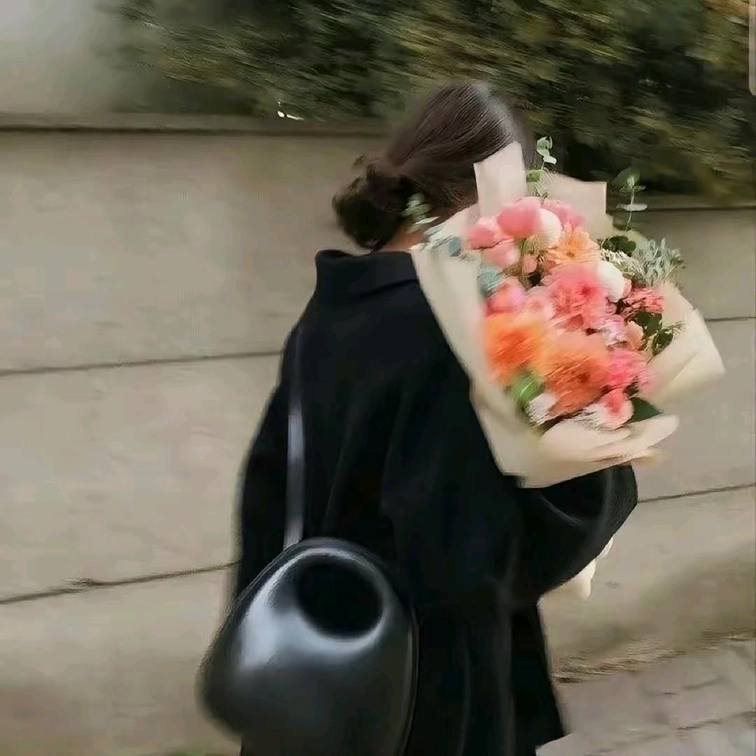 T小姐、