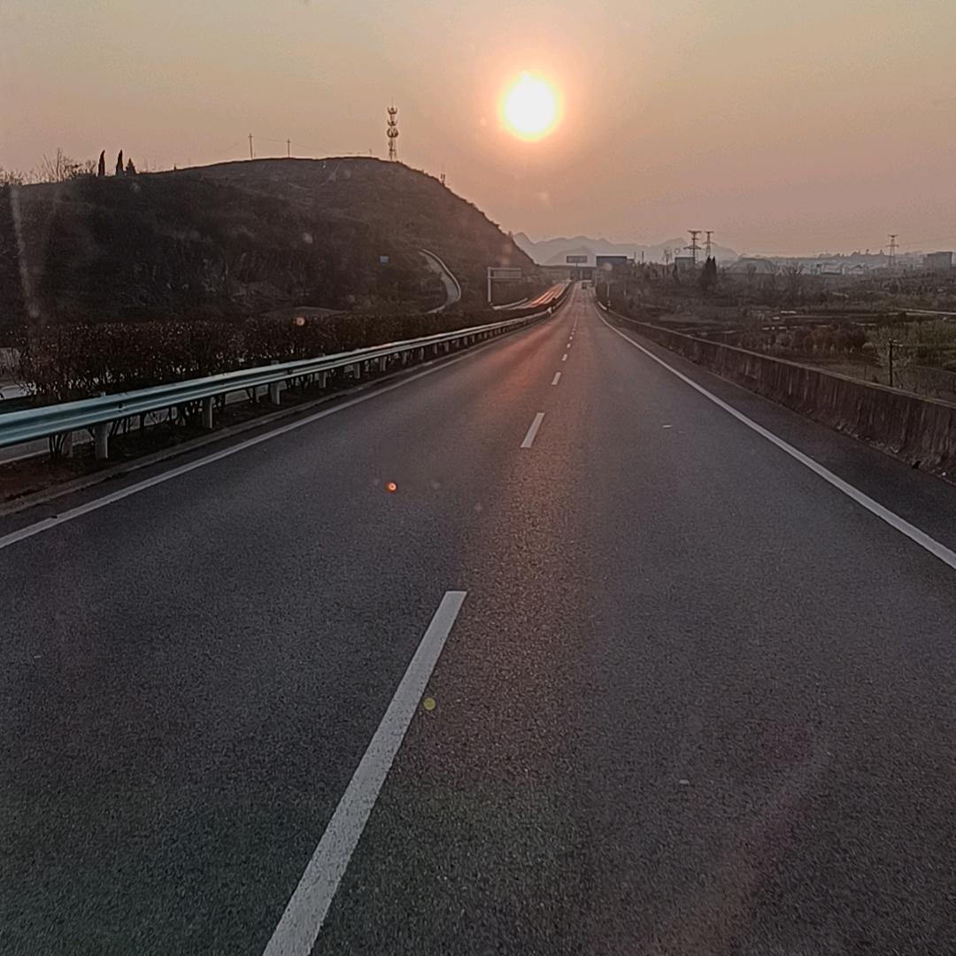 杰货运小哥