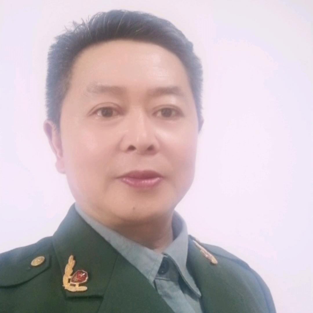 骏马