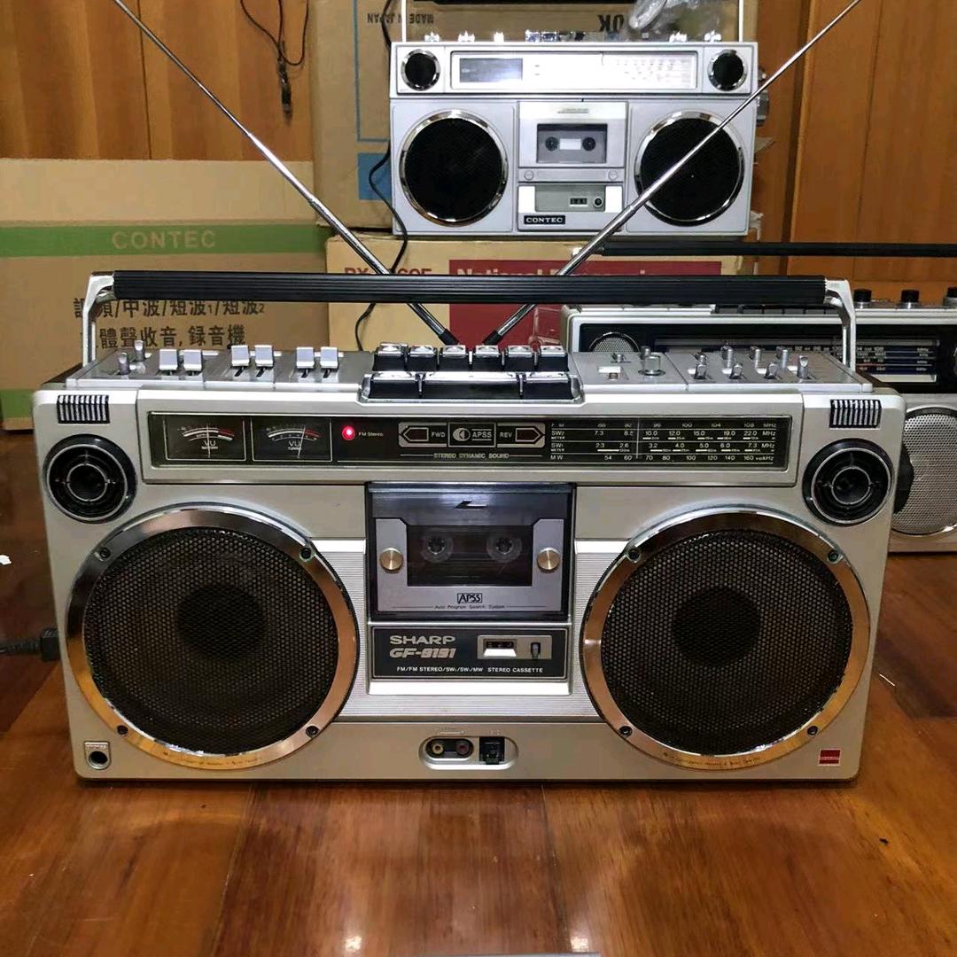 录音机百货商店