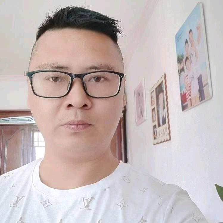 江城陆少头像