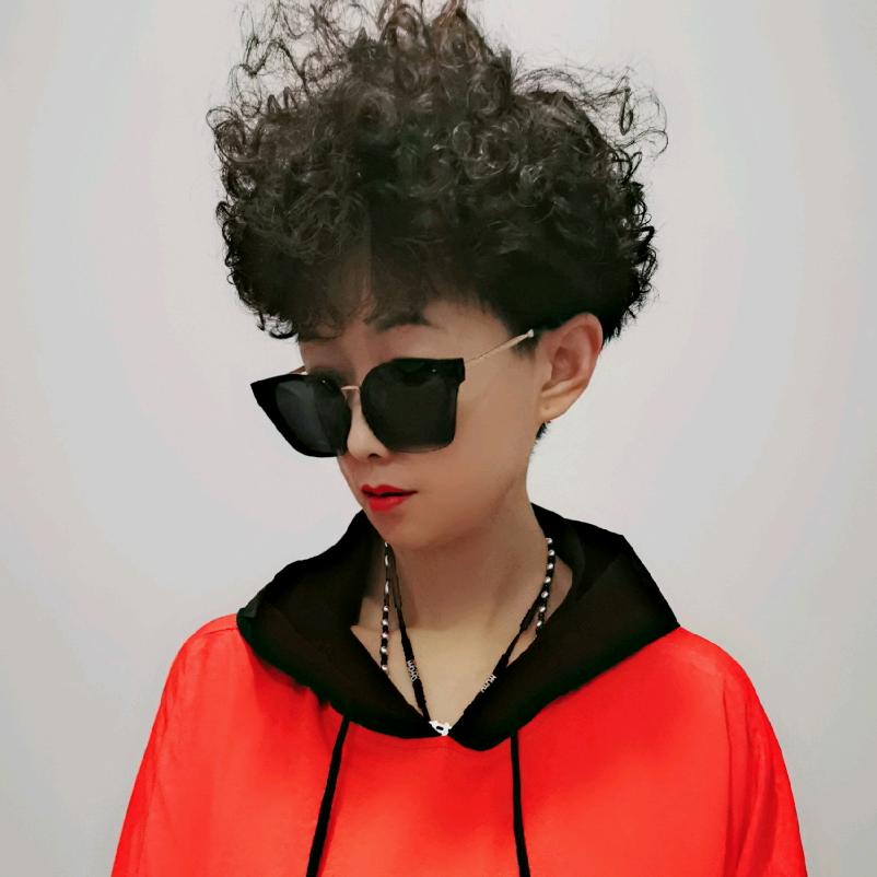 维伽服饰