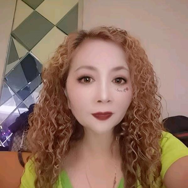 李
