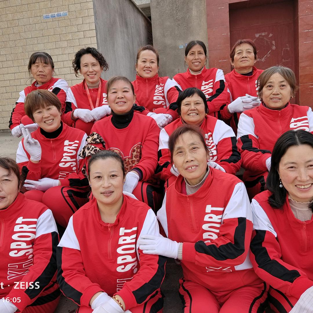 舞月和村子的姐妹们@抖音