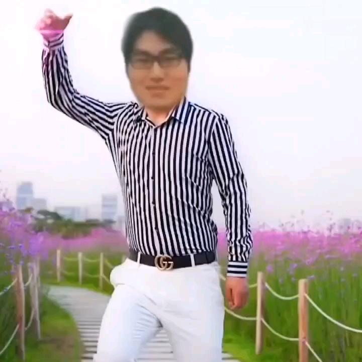 李小韶努力