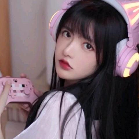 落凡依依