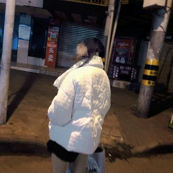 2️⃣0️⃣岁纯情少女
