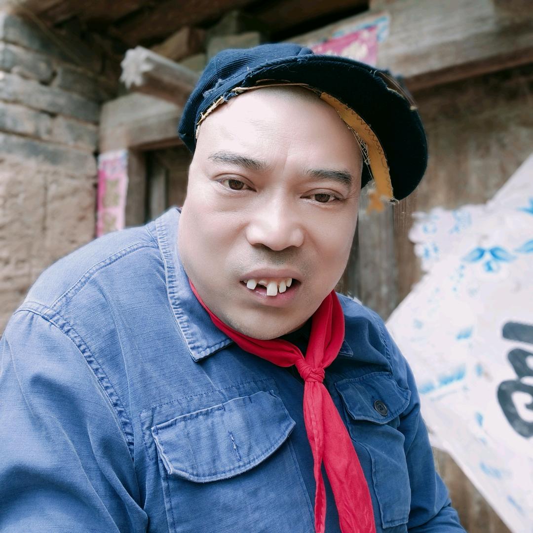 商丘标哥🎤（自驾新疆寻伙伴）