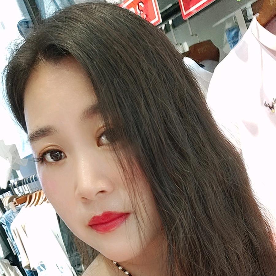 观堂《衣号港仔》《麦途男装》男装～张亚莉