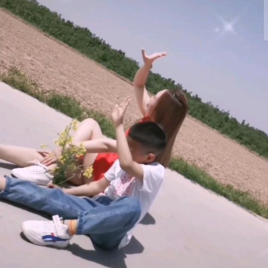 临晋一见钟情美容中心