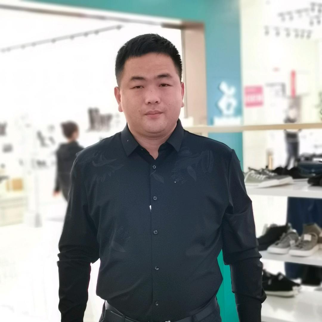 陵园墓地总监陈大胖