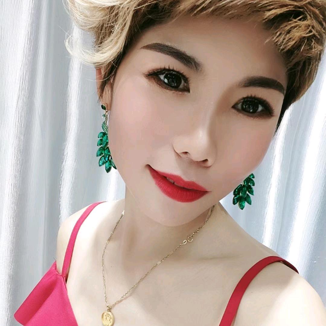 杨妞
