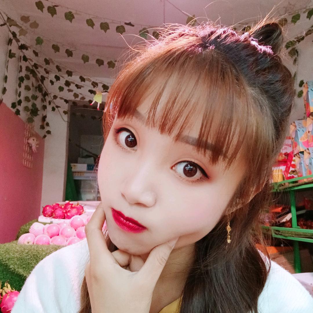 卖水果的小姐姐🍉🍊🍎🍓🍏🍒