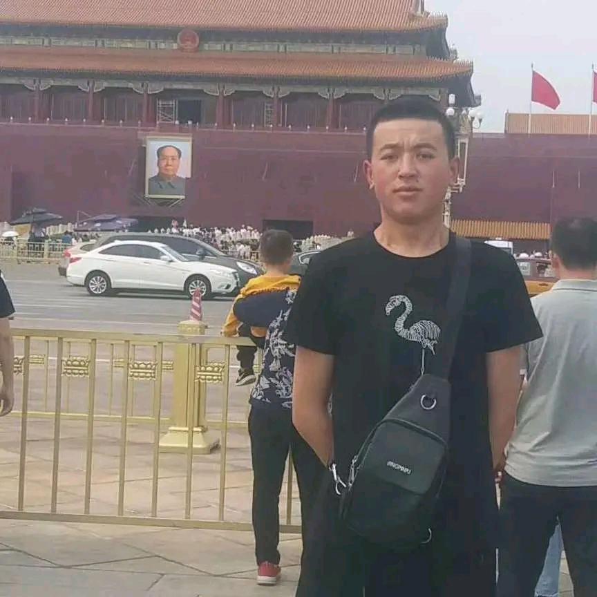 蛇年兴旺，财源滚滚