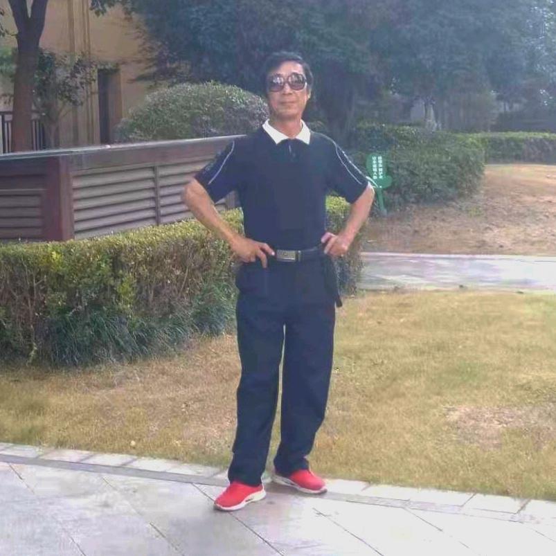 刘灿中
