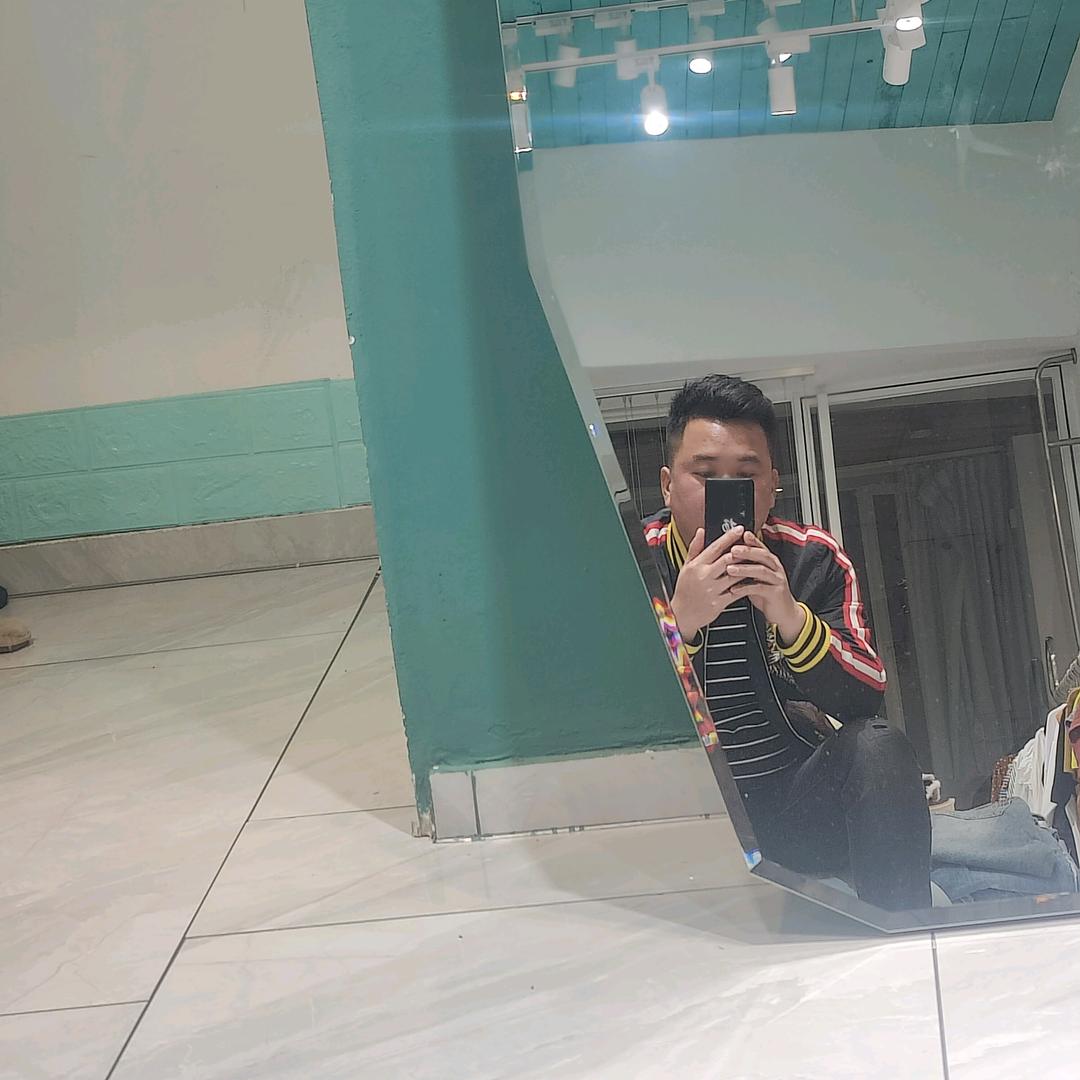 杨  7